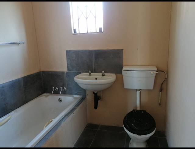 2 BEDROOM HOUSE FOR SALE IN EVATON WEST